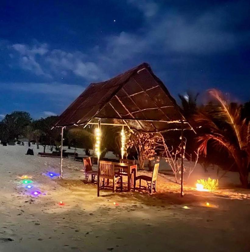 Shamar Guesthouse & Dive Maamigili Exteriér fotografie